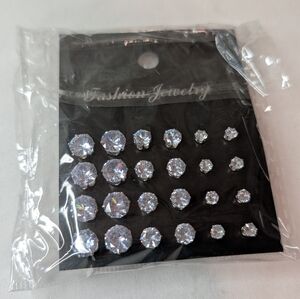 12 Pairs Rhinestone Stud Earrings